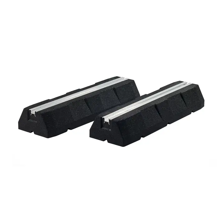 2x RUBBER FOOT 600x130x95MM AVEC VIS ET BOULONS INCLUS